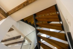 2021-treppe-bauernhaus-hakab-03